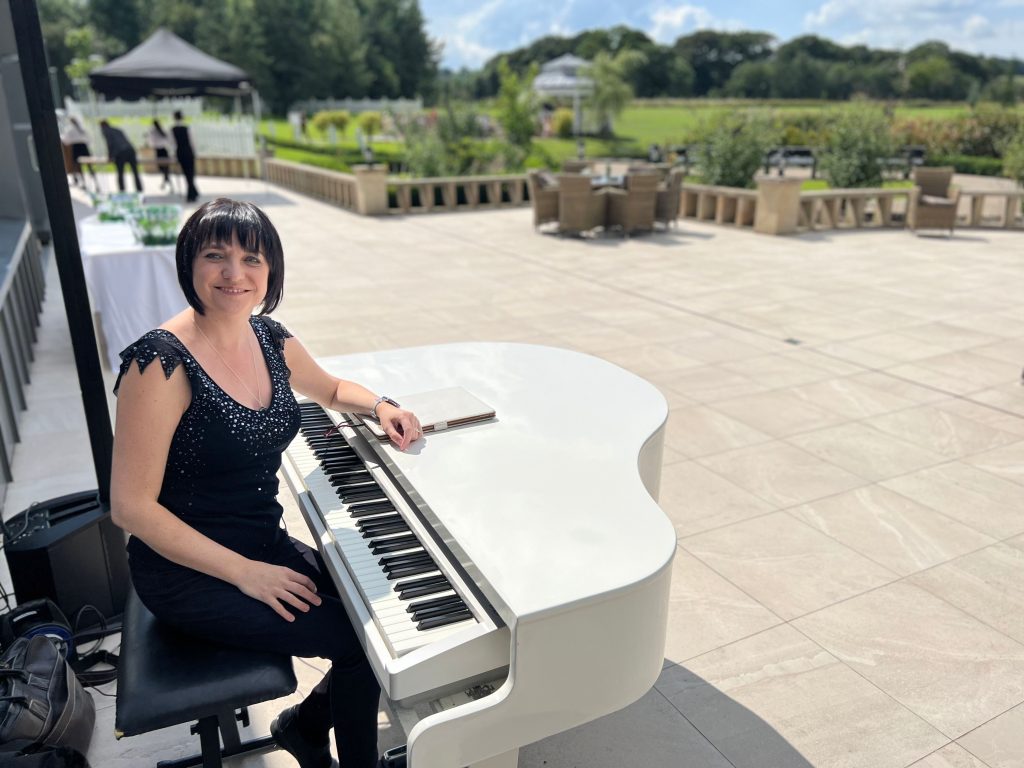 Crow Wood Wedding Pianist 135