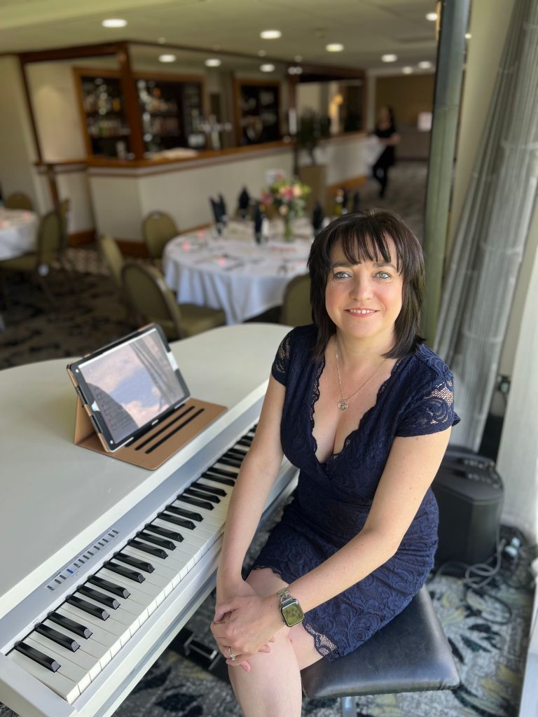 Event Pianist 53